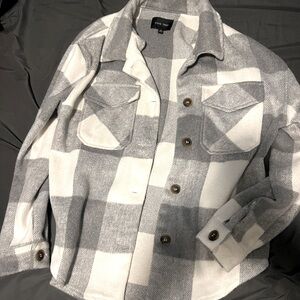 Woman’s Shacket. Size Small.